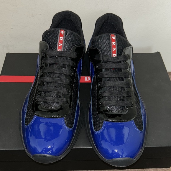 Im selling these prada shoes i bought them off the website and they came too big - Picture 3 of 7